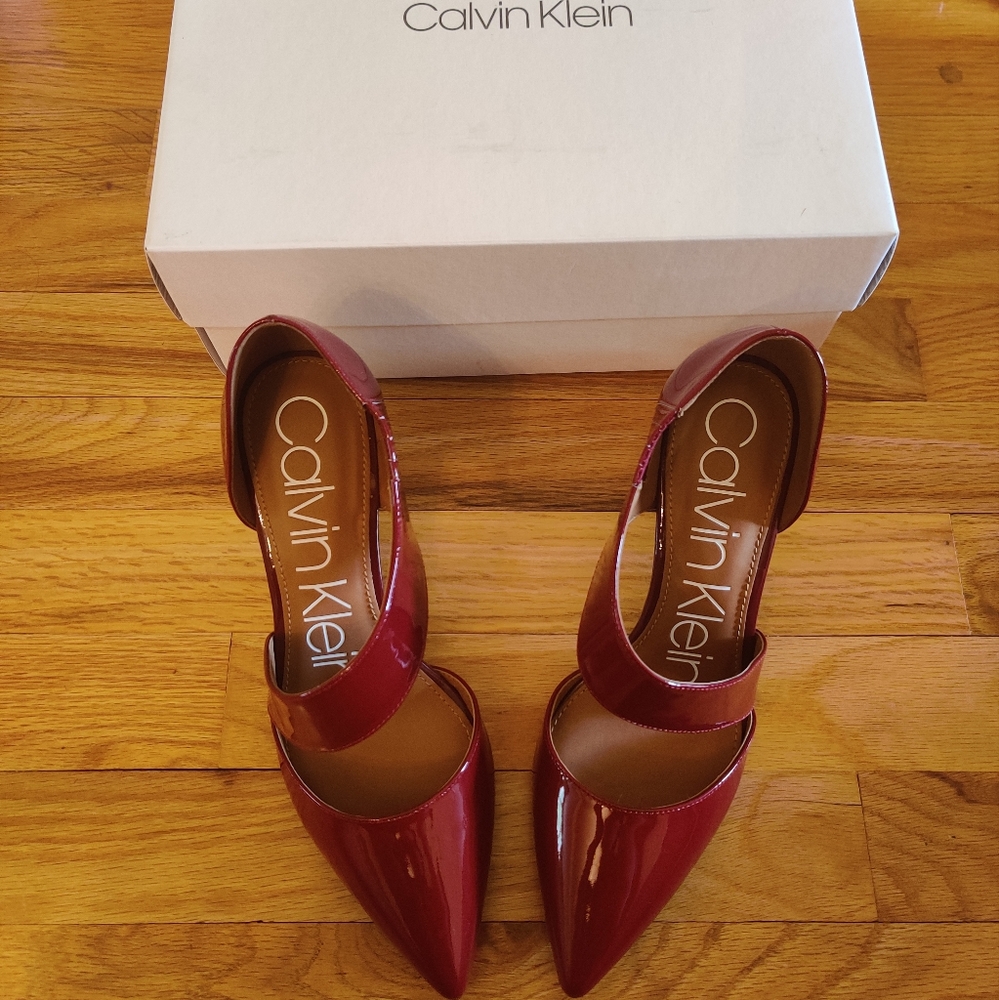 Calvin Klein red pump